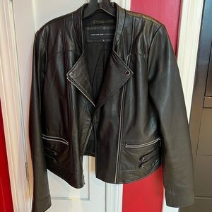 MARC NEW YORK/ANDREW MARC Black Leathwr Jacket - Size Medium